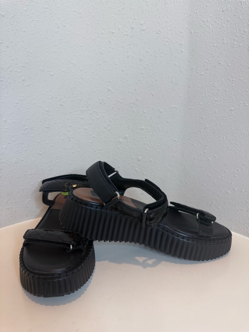 Dolce Vita Debra Embossed Leather Black Croc Platform Sandal Size 9.5 NWT - Picture 13 of 16